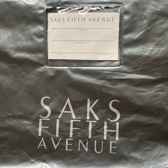 Saks Fifth Avenue & Dillard’s Garment Bags Two (2) in set - Picture 5 of 10